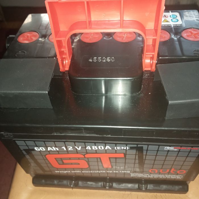 Новий акумулятор GT 60А+  правый