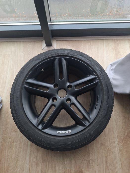 Felgi MOMO Arrow 17cali 4x114,3 7,5J