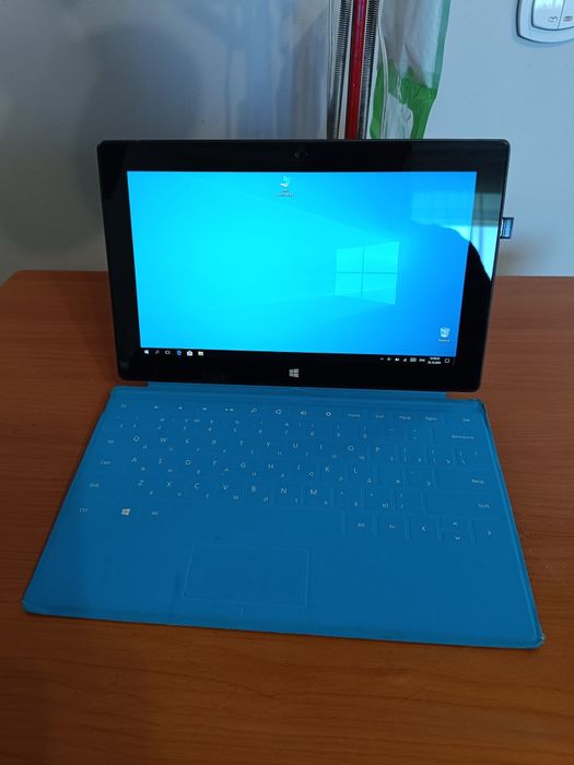 Microsoft Surface RT 32GB з Touch Cover
Код: TE000013297-0087