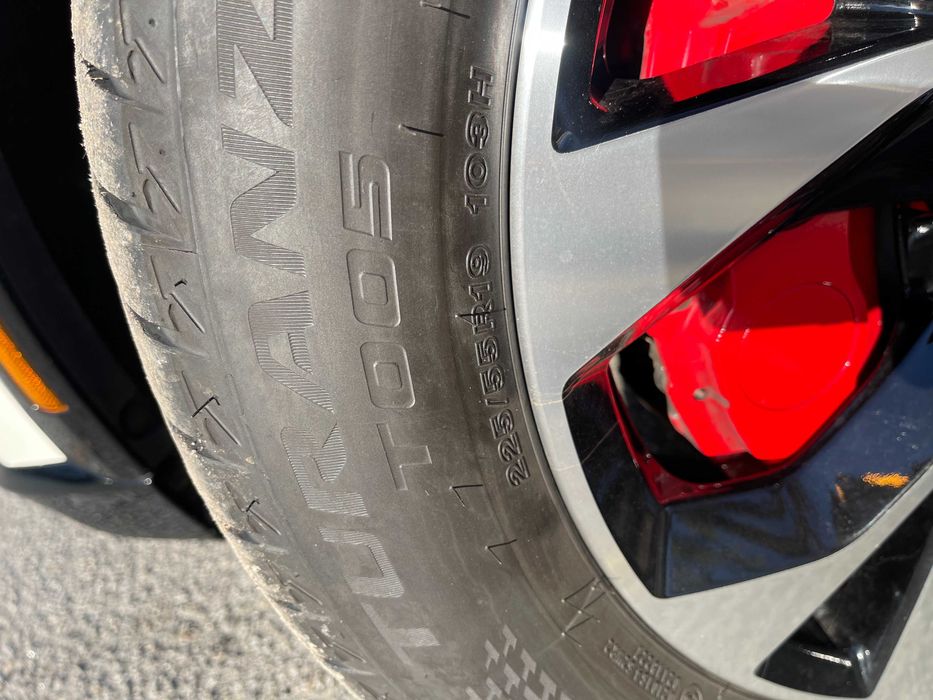 Електромобіль Mustang mach-e