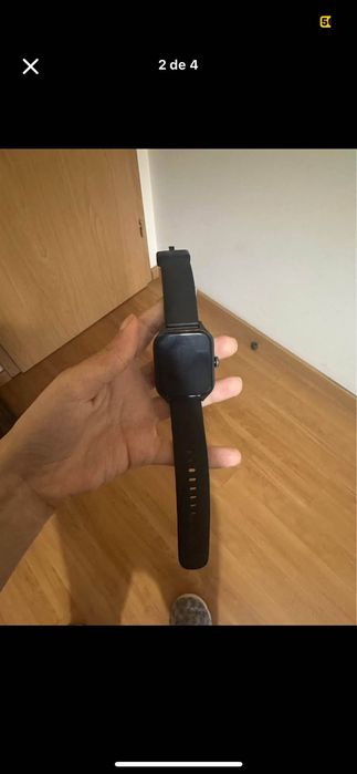 Relógio digital usado