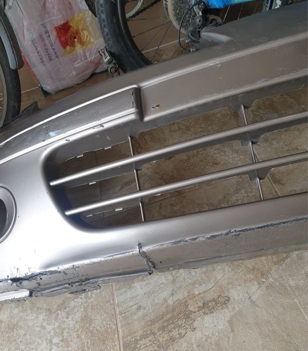 Передній бампер Nissan Micra k12 2008