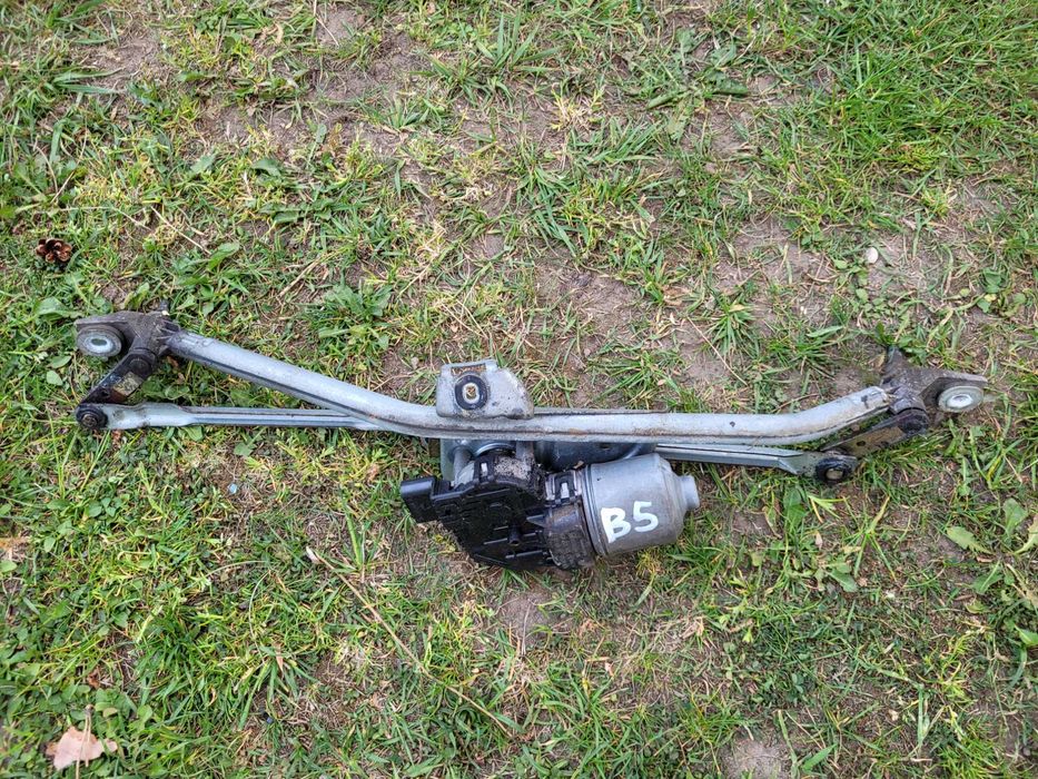 Silniczek mechanizm Wycieraczek przód Volkswagen Passat b5 FL