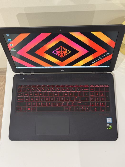Laptop Gamingowy HP Omen 15 i5HQ,8GB,GTX1050,SSD+HDD 1TB