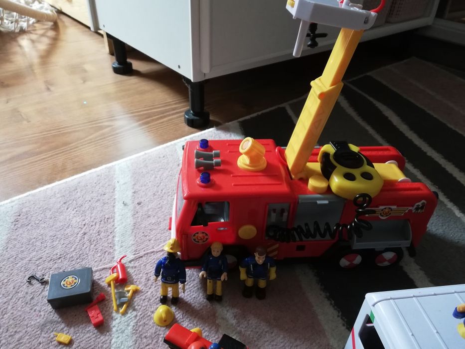 Zestaw strażak sam jupiter, motorówka, autobus figurki