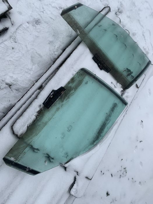 Боковые стекла Audi A6C4 100C4 боковое стекло переднее Ауди а6с4