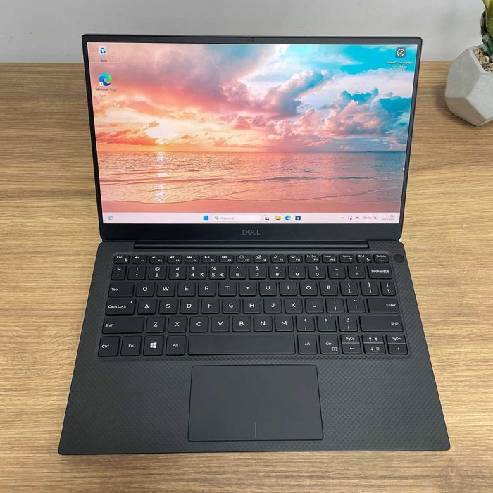 Dell XPS 13 7390 FHD13.3"  i5-10210U 8GB 256GB SSD gwarancja Klasa A-