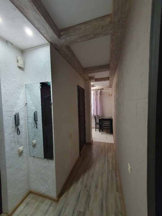 Район Велмарта, областной больницы,однокомнатная.