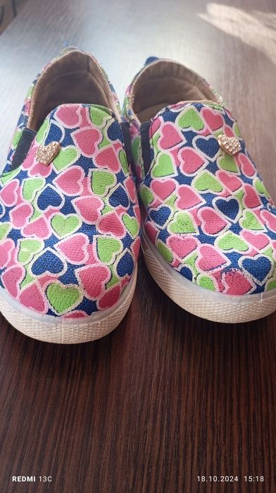 Взуття для дівчинки, макасіни, сліпони  28 р