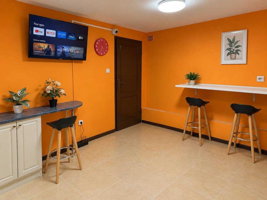 750 злотых месяц проживания- Hostel Warszawa Włochy! Хостел / Жильё