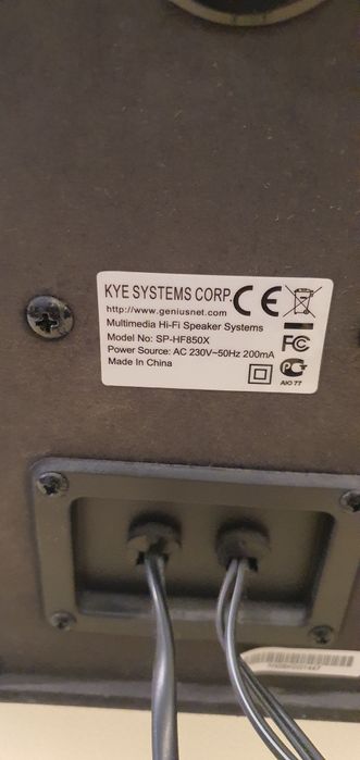 Głośniki Hi fi Genius ze wzmacniaczem.