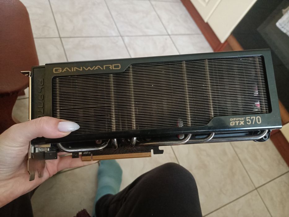 Продаю відеокарту