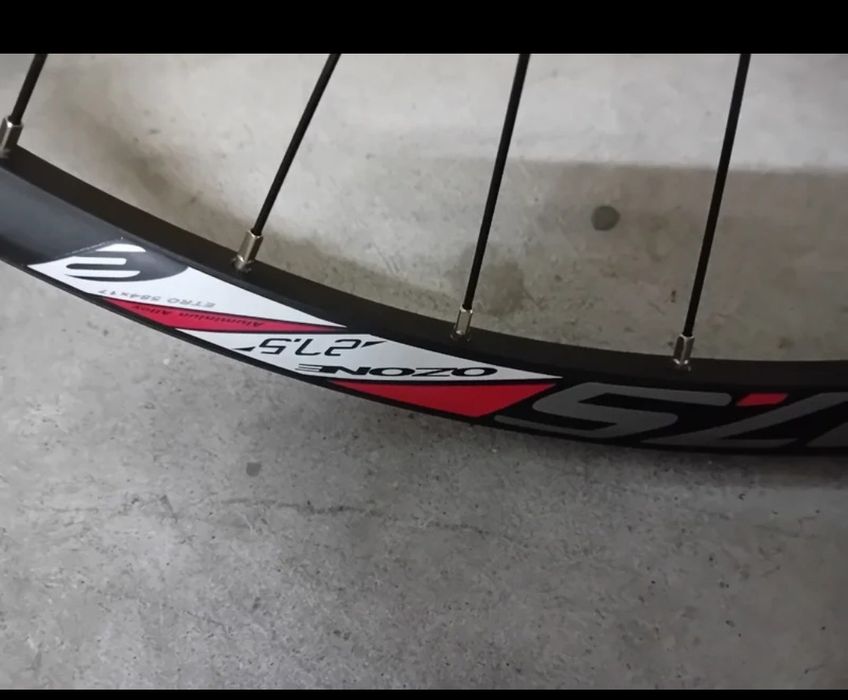 Roda da frente OZONE 27.5 nova