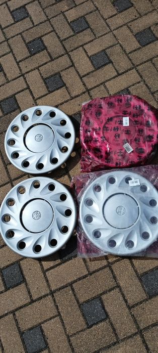 Kołpaki oryginalne Alfa Romeo 14" super stan