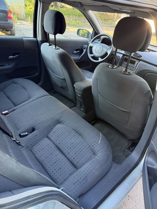 Renault laguna || 1.9 дізель механіка