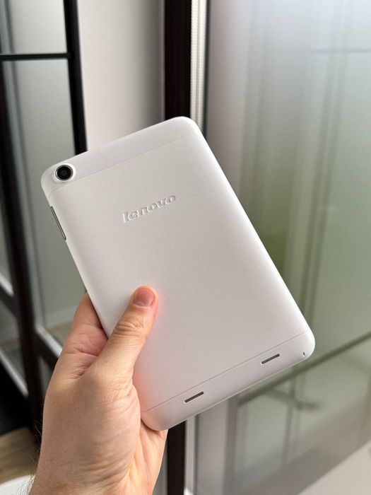 Планшет Lenovo на 2 Sim картки