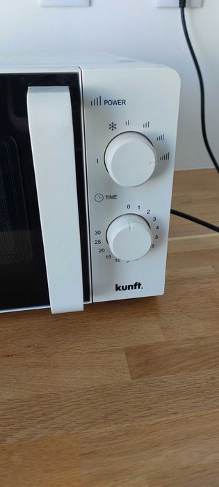 Microondas Kunft 1100w