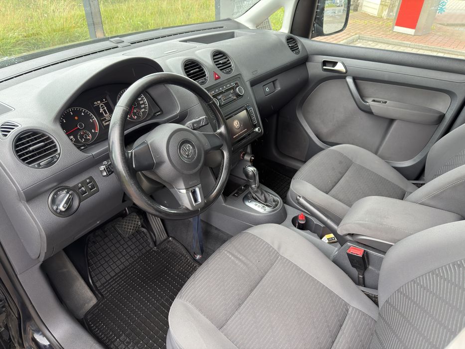 Vw Caddy 1.6 tdi 102km  DSG 5 osobowy 2010r