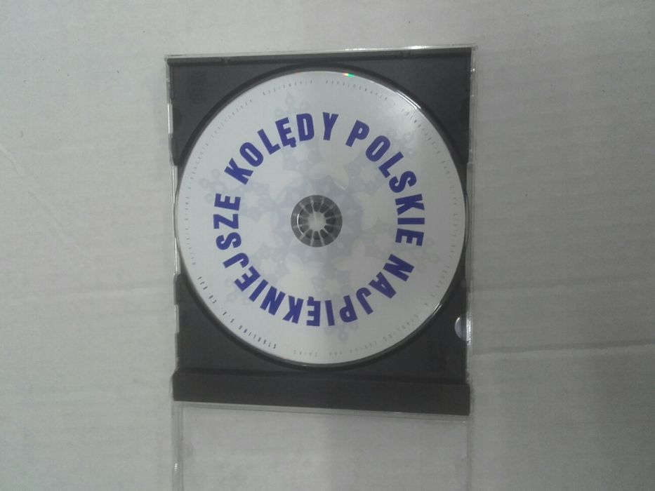 Płyty DVD z muzyką i filmami