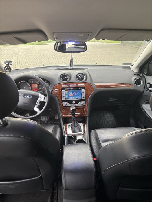 Ford mondeo mk 4 ghia
