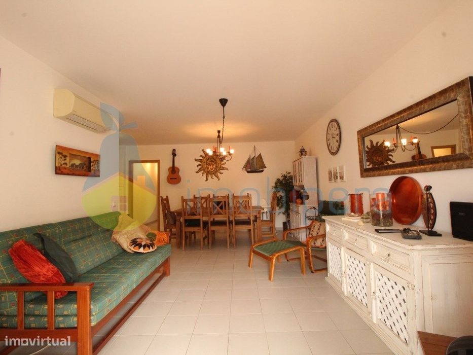 Excelente apartamento T3 na Encosta da Marina perto da Praia da Roc...