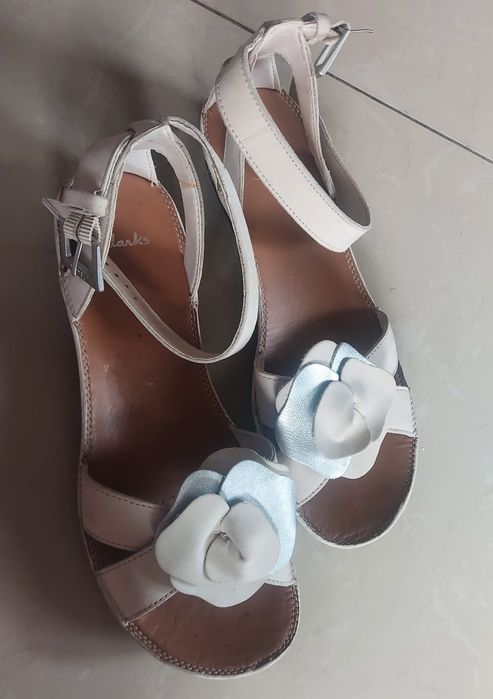 Clarks sandały skórzane