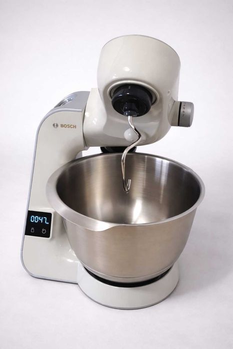 Robot kuchenny planetarny BOSCH MUM5XL72 1000W z wbudowaną wagą  X-127