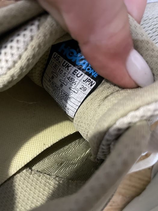 HOKA Bondi 9 сірі кросівки для бігу розмір 29  см ідеальний стан