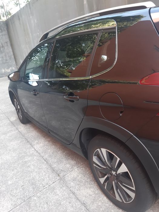 Peugeot 2008 Allure, 2018, com todos os extras
