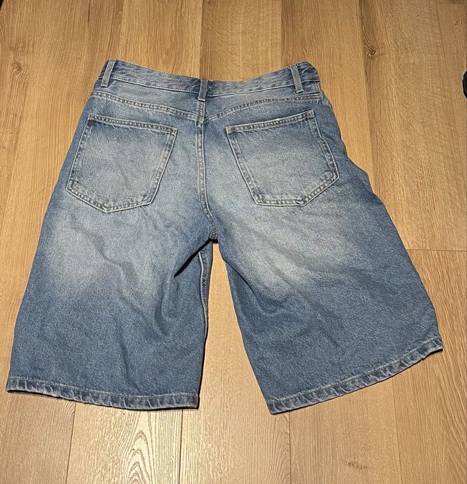 Niebieskie baggy shorty bershka krotkie spodenki