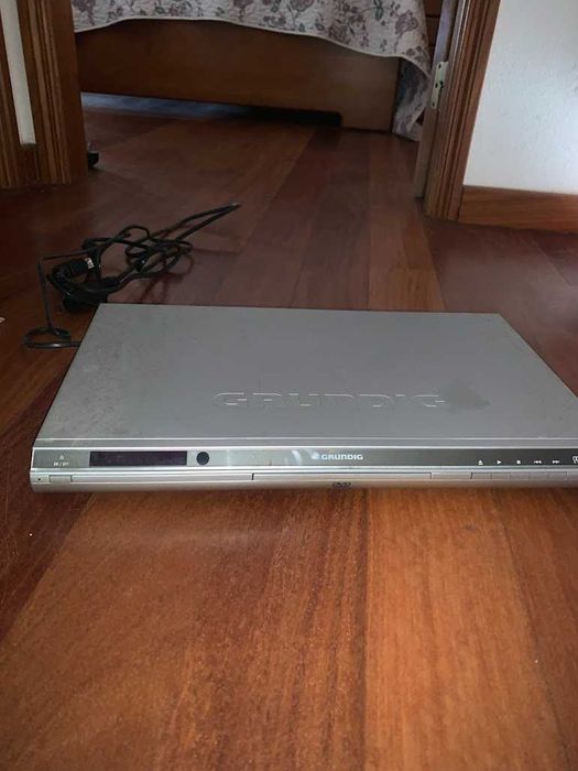 Pack Retro VHS LG + DVD Grundig