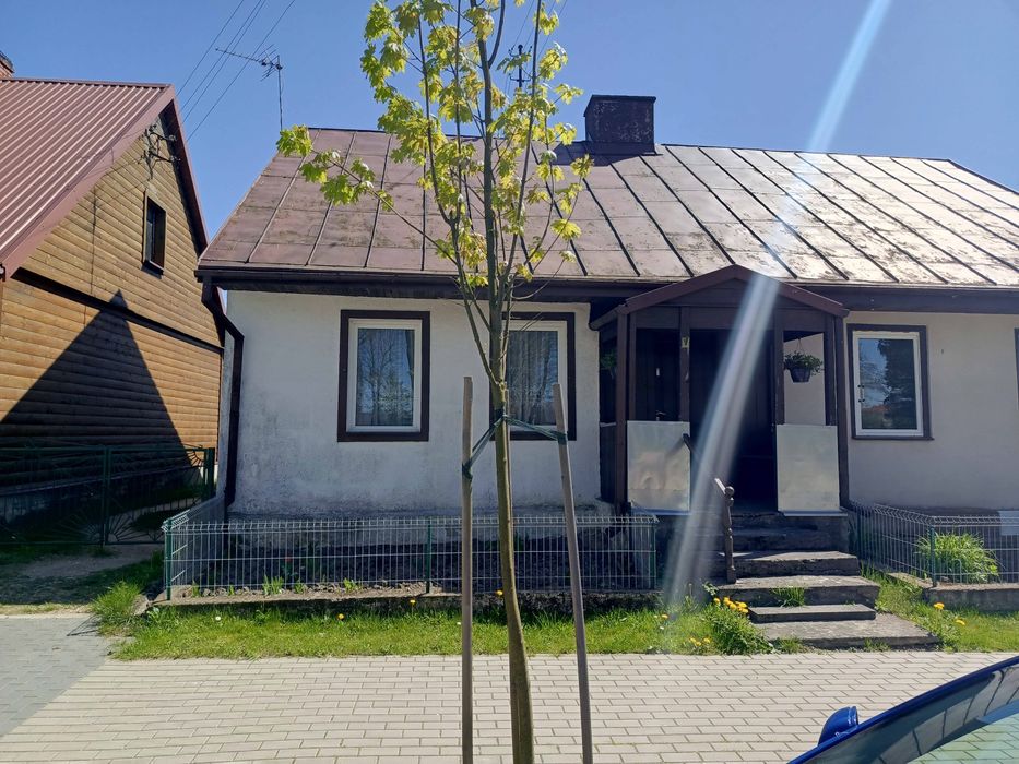 Przerośl Rynek, pół domu.