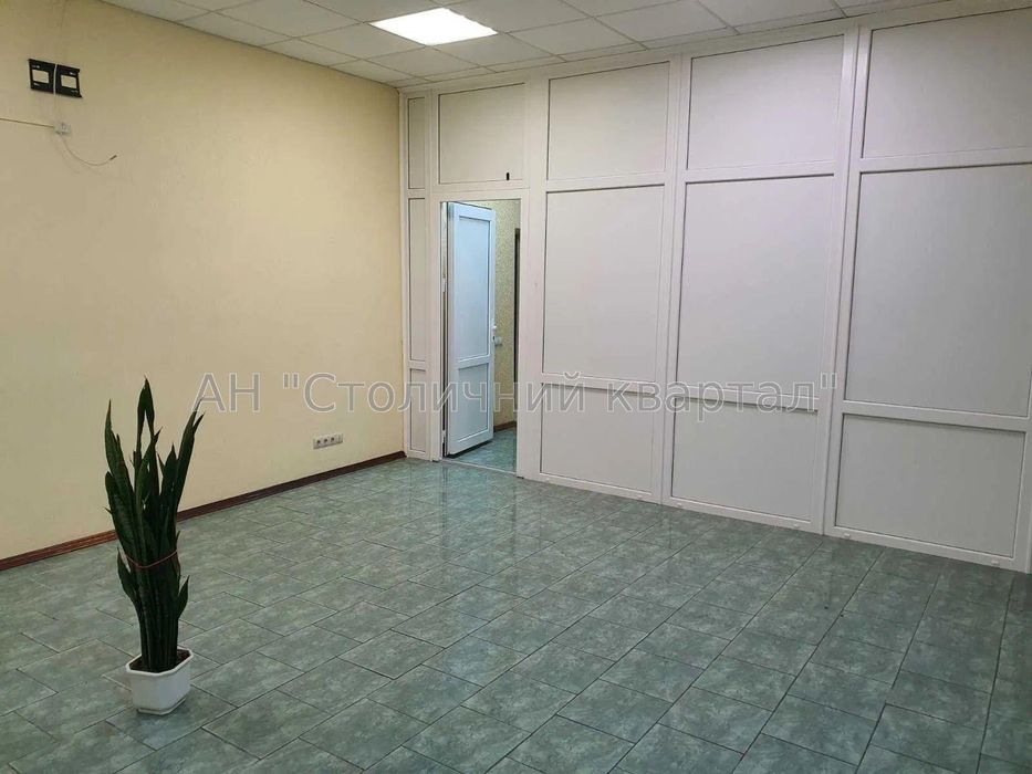 170м2 на Курбаса - під Клініку/Курси/Школу/Дит.садок/Офіс.