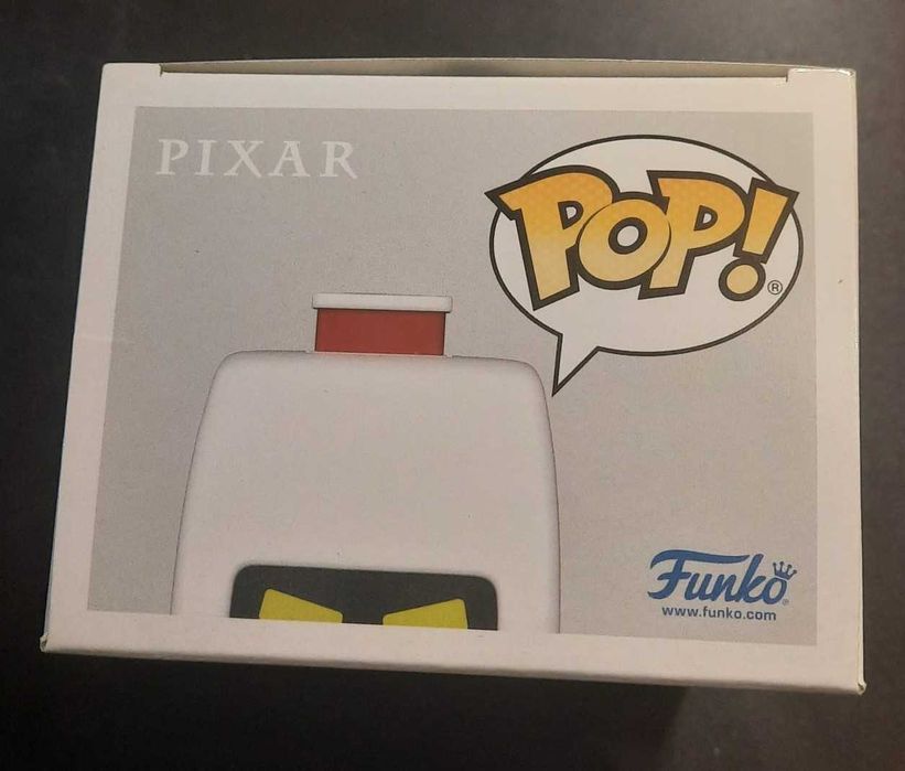 Funko Pop Wall-E Disney Pixar Mo  Chase version 1117