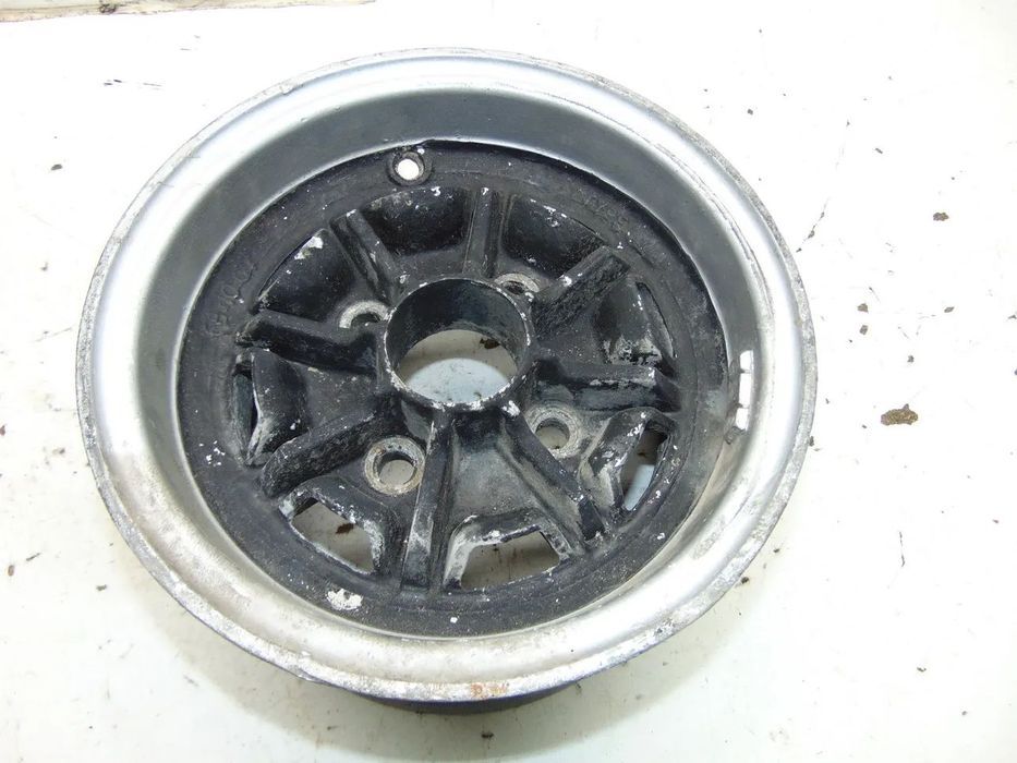 Austin Mini jante especial alargada " nova de stock antigo