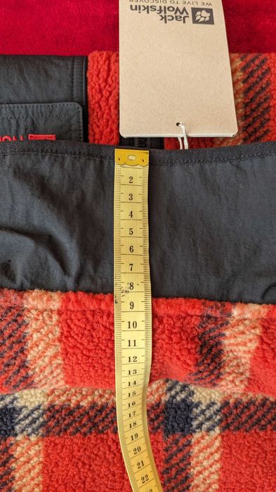 жилет мужской Jack Wolfskin Felslicht Check Vest M (синий и красный) М