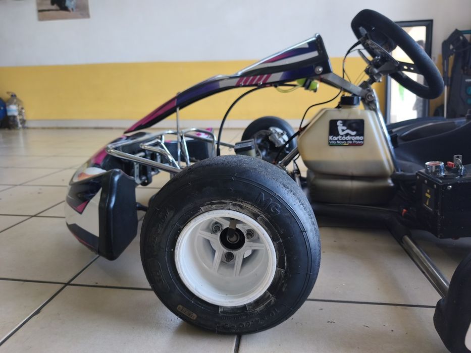 Kart Rotax DD 2 com reboque.