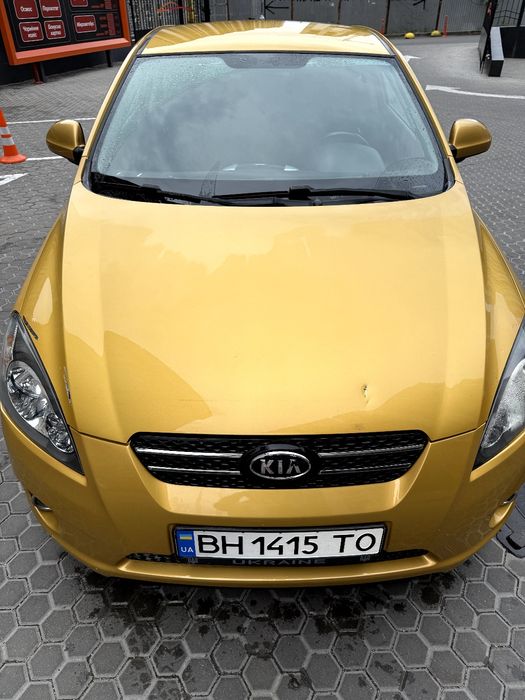 Автомобіль Kia Ceed 2009