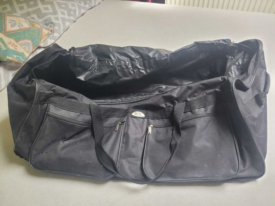 Torba podróżna na kółkach A3 CZARNY