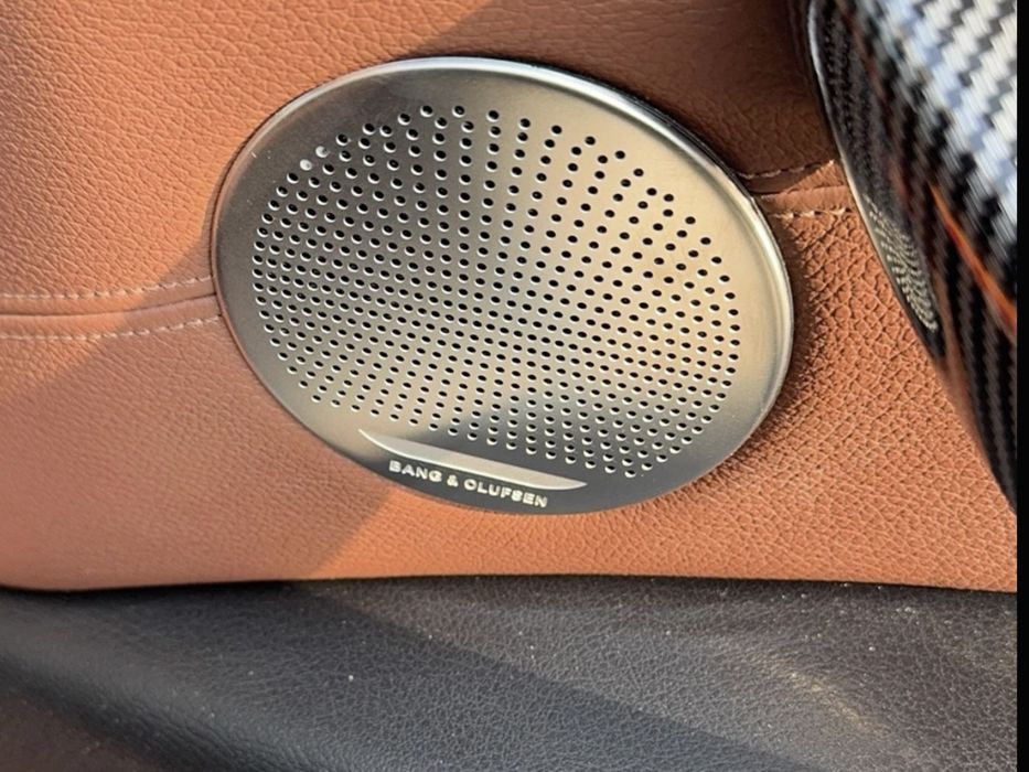 Накладки сетки на динамики для БМВ Е70 Е71 Bang Olufsen