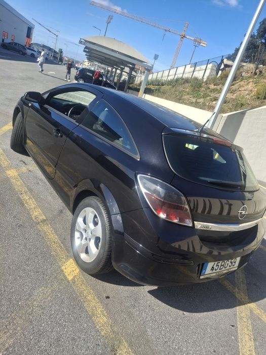 Astra GTC 5LUG 1.3 cdti 90cv — photo 2