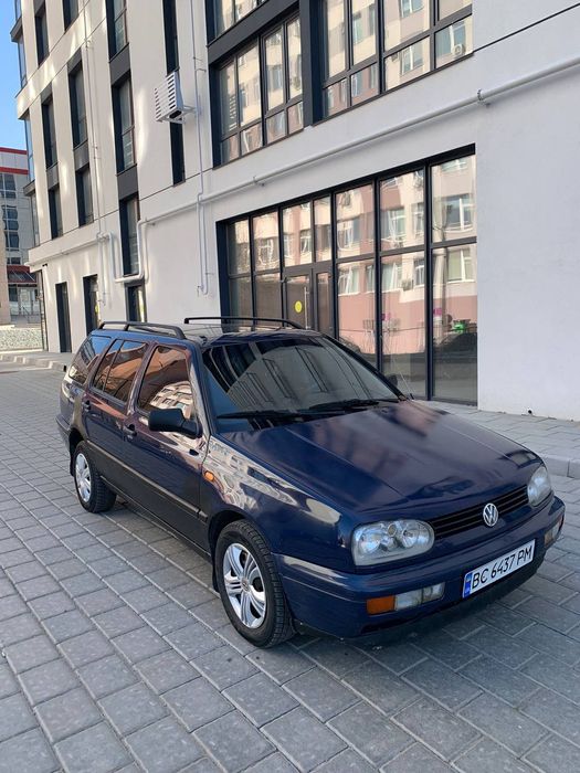 Гольф 3 сів і поїхав