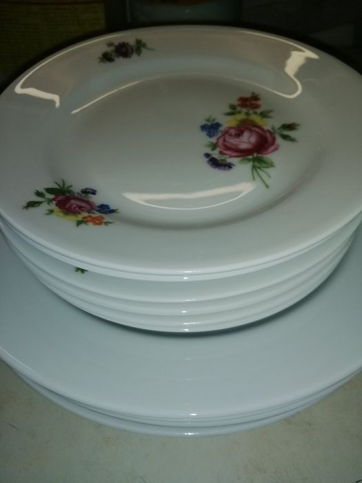 Продам Тарелки ГДР KAHLA