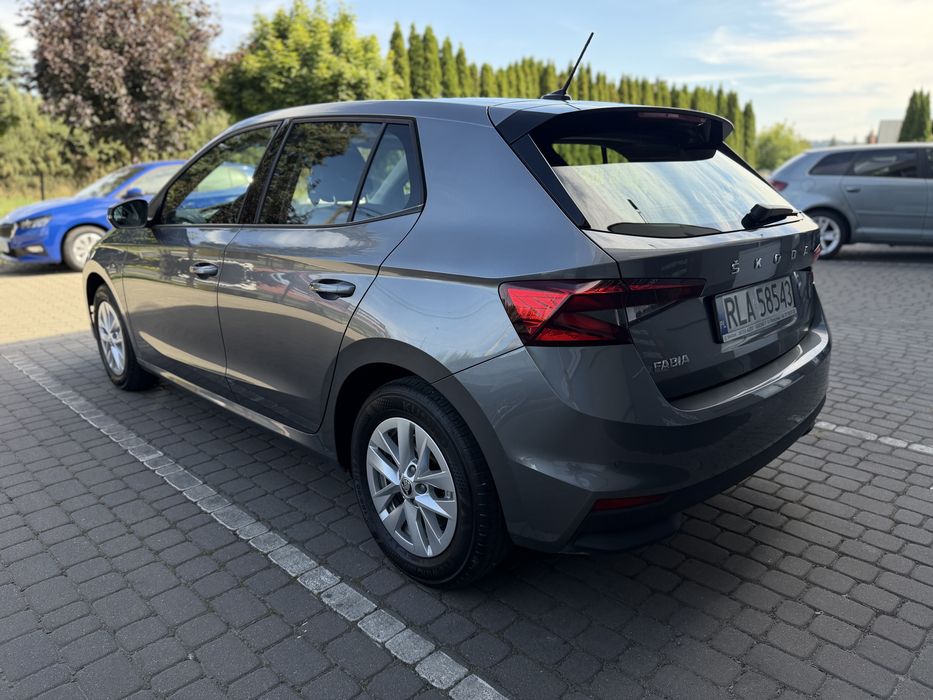 Skoda Fabia 2022r. 1.0 MPI Benzyna 48000 przebiegu