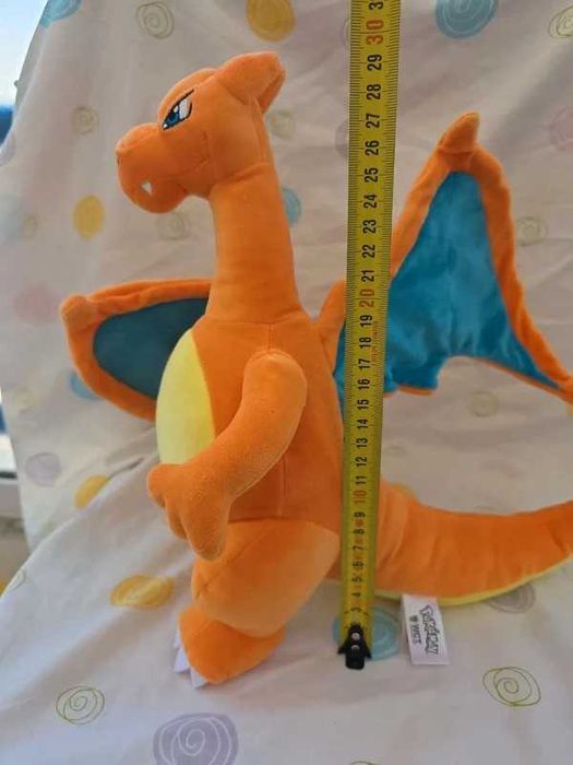 Pokémon peluche do pokémon charizard da wct