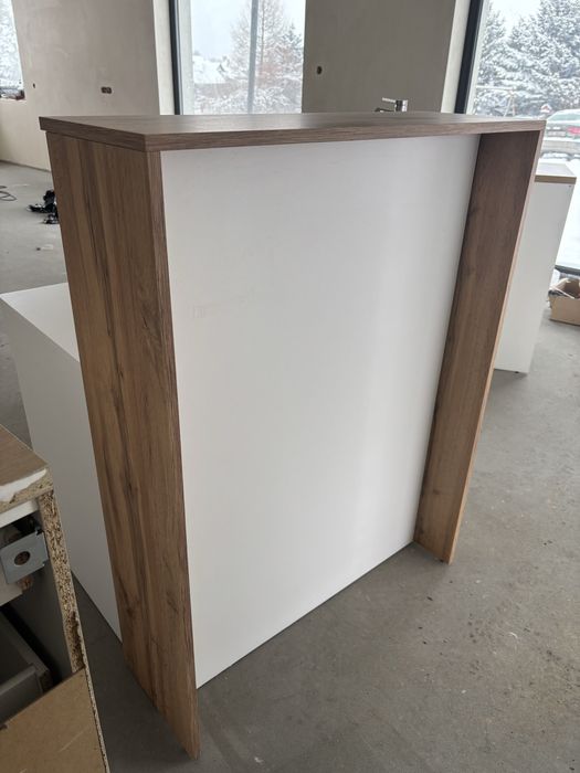 Lada recepcyjna recepcja nowa