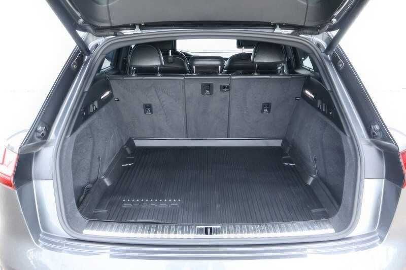 2019 Audi e-tron quattro Prestige