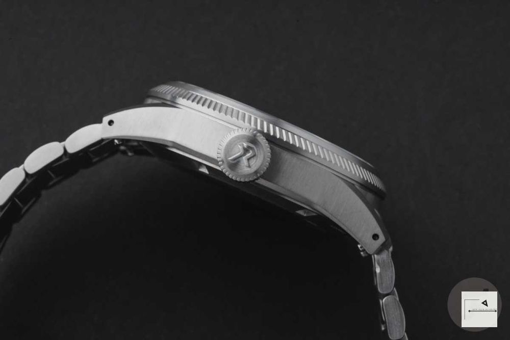 zegarek RZE: Fortitude GMT-S - Sapphire Sunburst