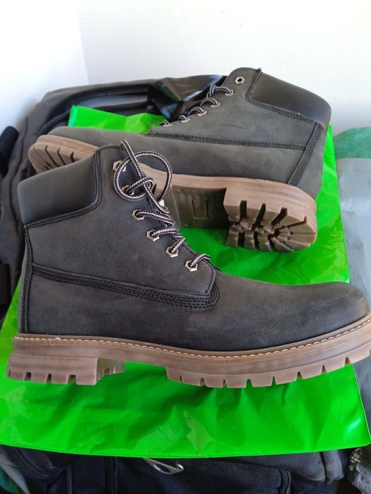 Чоловічі шкіряні черевики HENRY GONDORFF