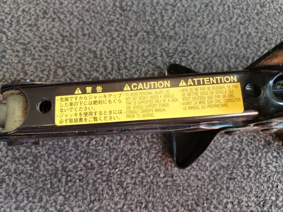 Домкрат Toyota оригінал